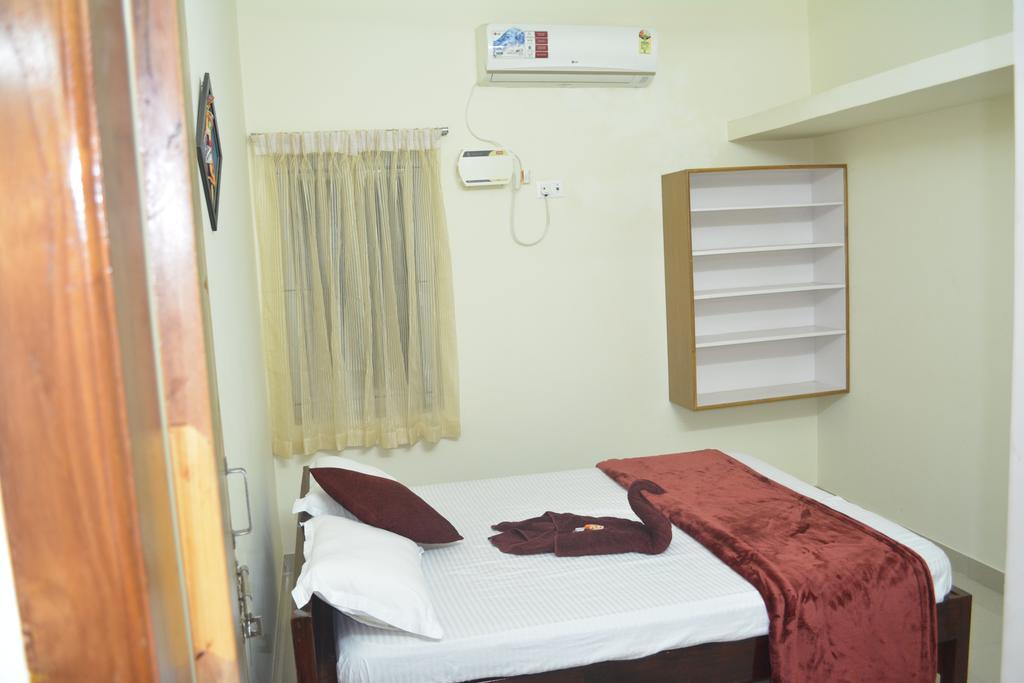 Jp Nivaas Guest House Mayiladuthurai Eksteriør billede