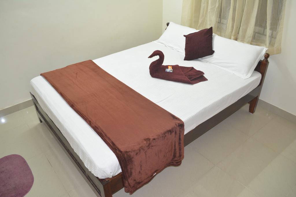 Jp Nivaas Guest House Mayiladuthurai Eksteriør billede