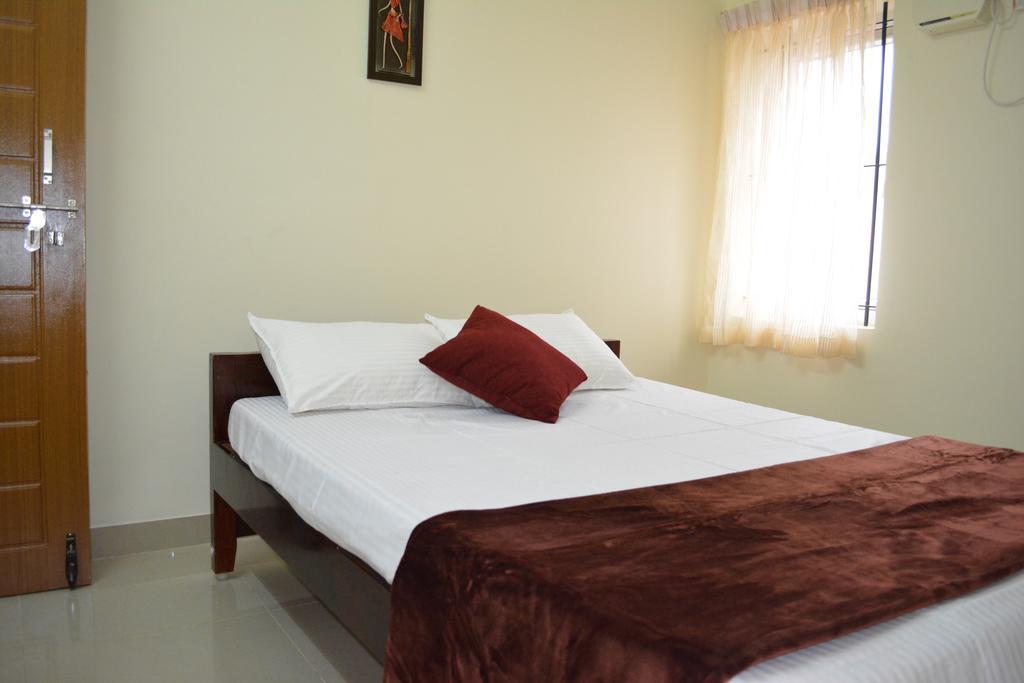 Jp Nivaas Guest House Mayiladuthurai Eksteriør billede