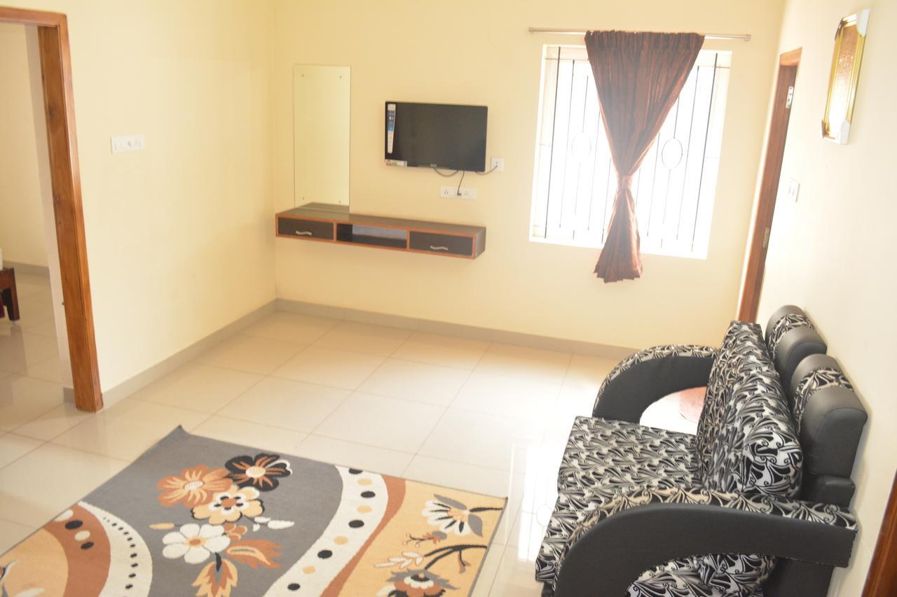 Jp Nivaas Guest House Mayiladuthurai Eksteriør billede
